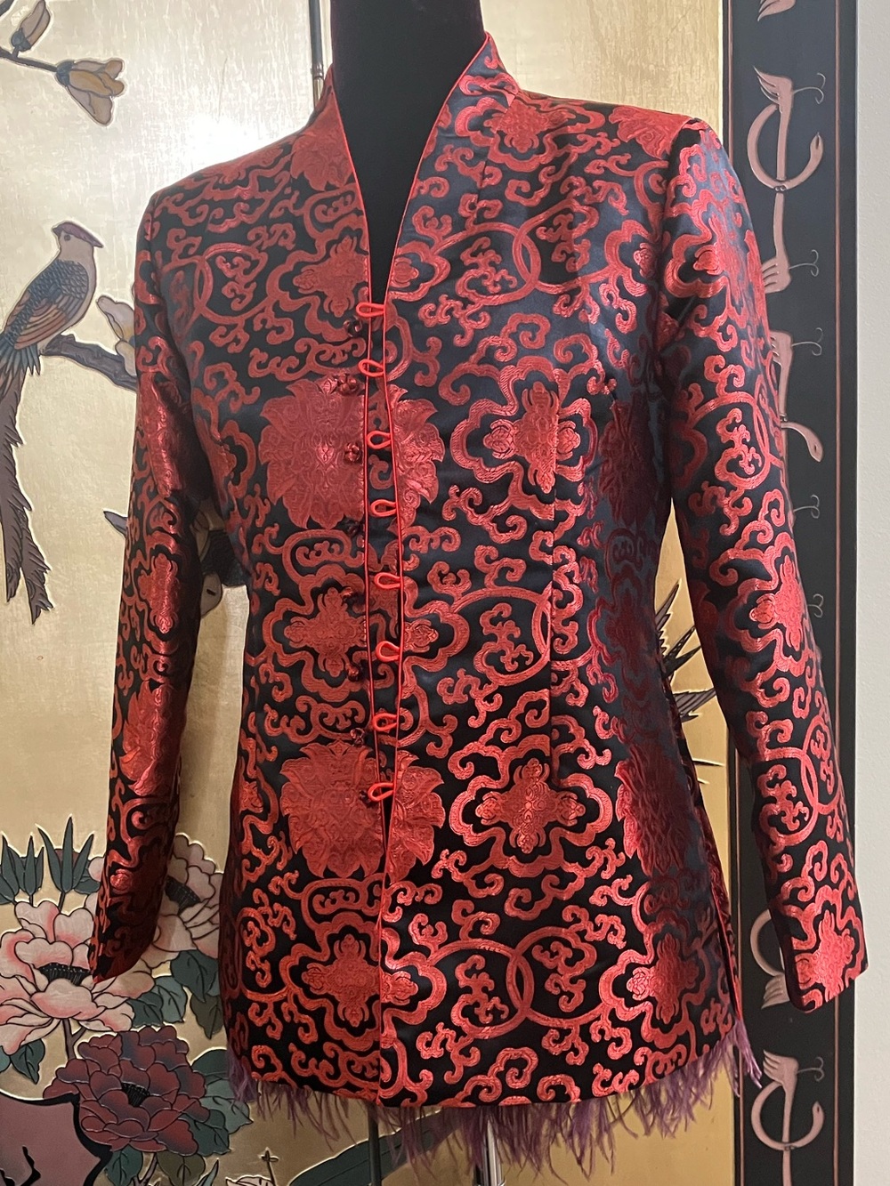 SHENG TANG GUI YI Chinese Red & Black  Brocaded Jacket